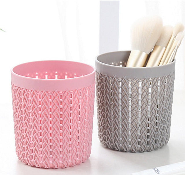 Multifunctional Round Pen Holder for Office Supplies