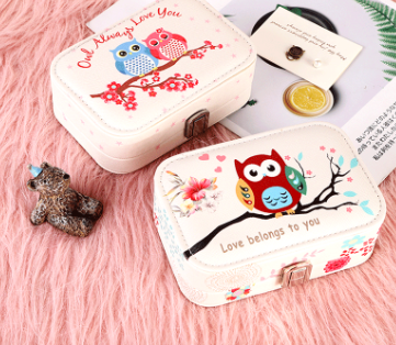 Princess Jewelry Box - Small Organizer for Earrings & Rings
