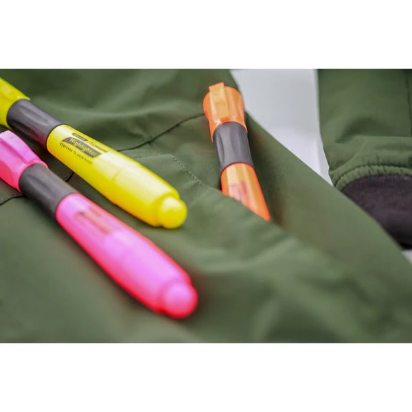 Cushion Grip Fluorescent Highlighters - 3pk Random Color Pack
